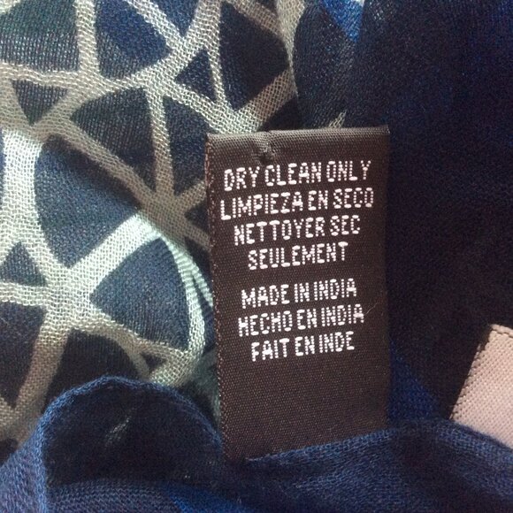 Vivante by VSA Boho Blue & Green Geometric Floral Print Abstract Wrap/Scarf - Picture 4 of 4